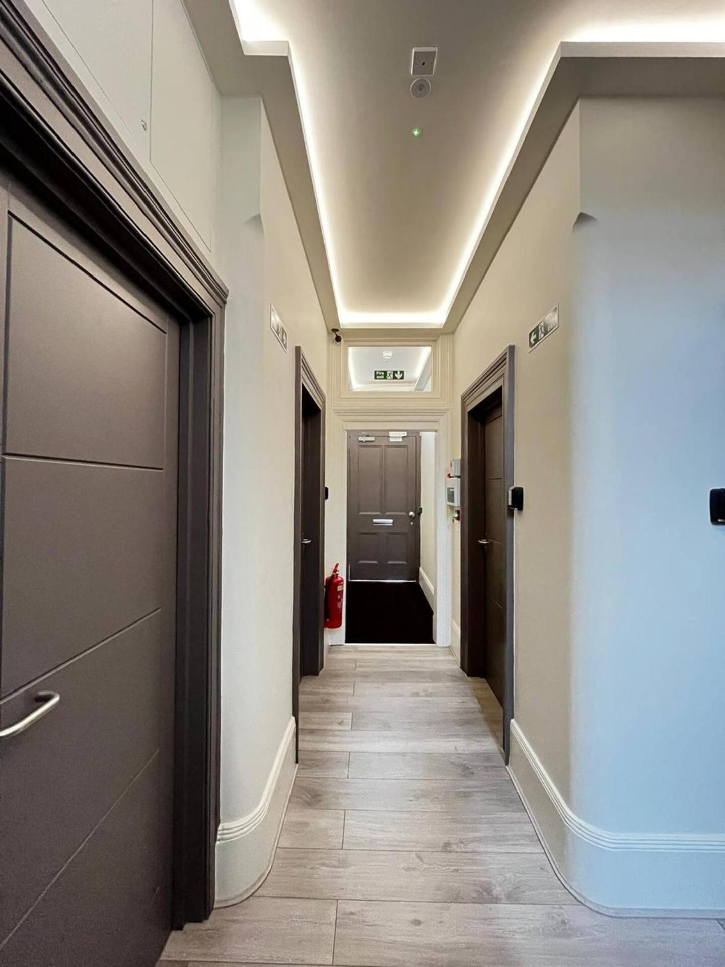 Apt 03 Beachside Beauty Central Studio Steps From Cafes Brighton Eksteriør bilde
